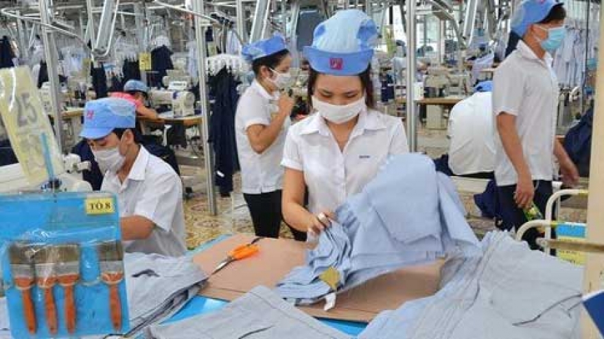Foreign textile & garment enterprises expand as domestic firms shrink