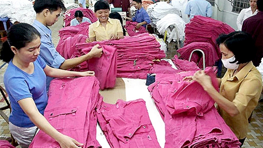 Garment exports hit US$3.4 bln in Jan-Feb