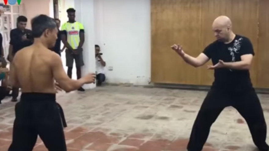 Clip: Pierre Francois Flores knocks out Vietnamese karate master
