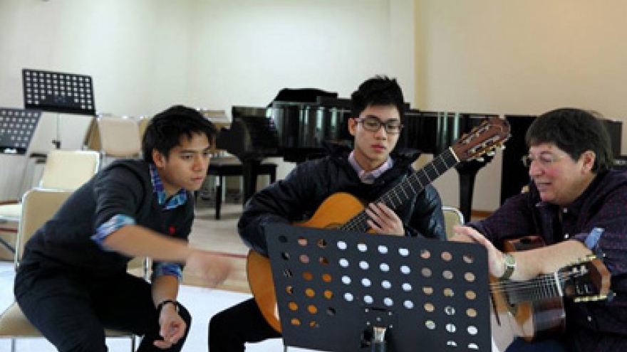 University of North Park to award music scholarships