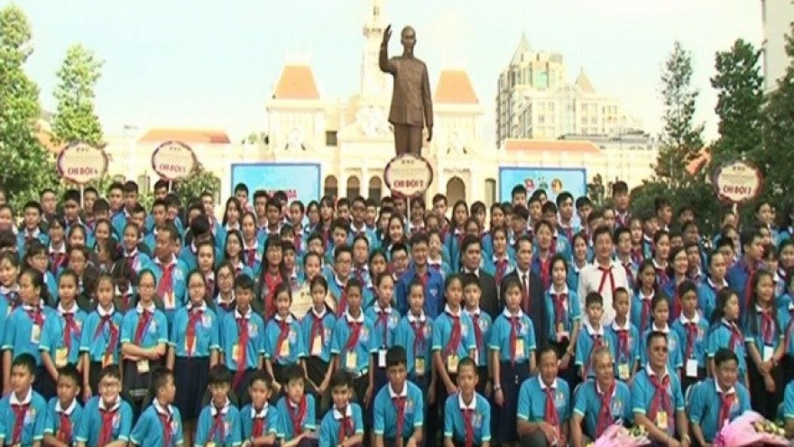 Vietnam, Laos, Cambodia children meet for cultural exchange
