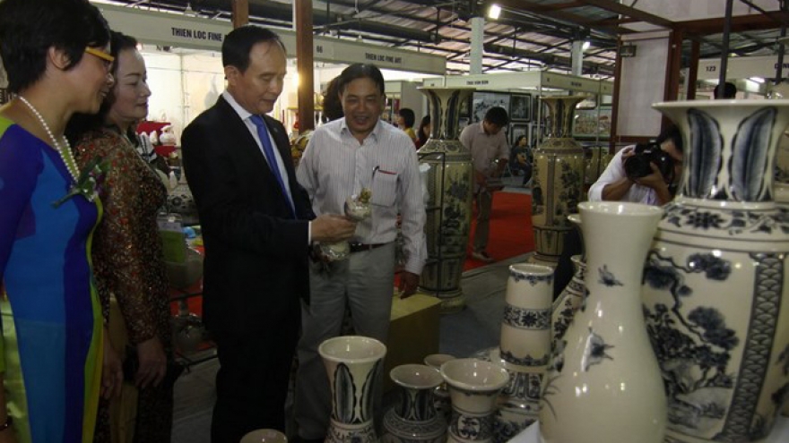 Nearly 600 int’l importers register for Hanoi Gift Show