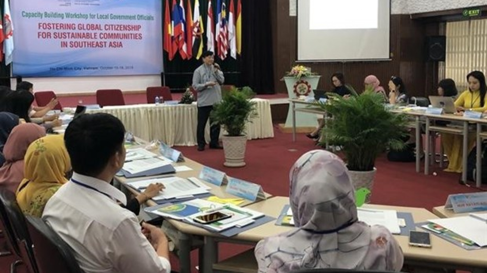 Government officials trained for global citizenship