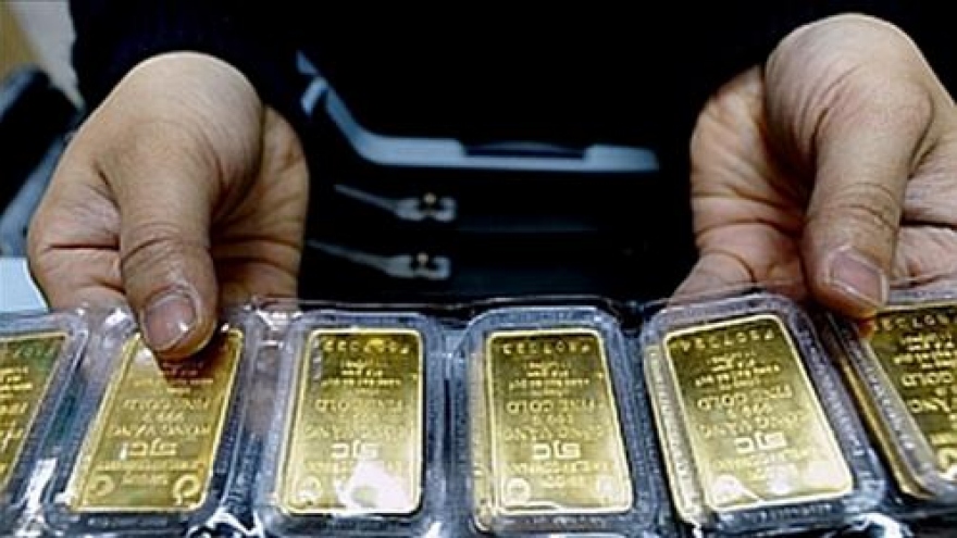 Domestic gold drops to VND46 million/tael