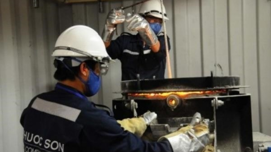 Vietnam revokes license of Canadian gold miner over back taxes
