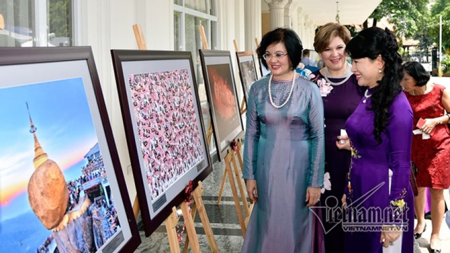 Golden Festival marks founding anniversary of ASEAN