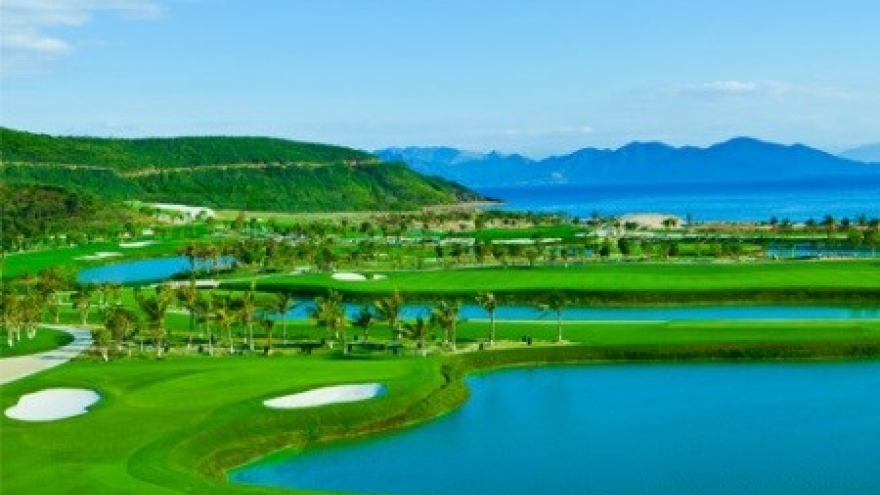 Danang to host golf-tourism convention