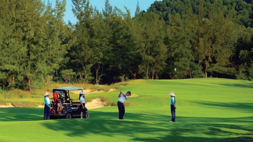 New golf centre breaks ground in Ha Nam Province