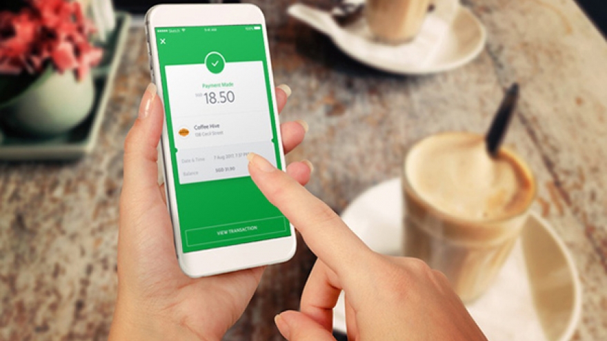 Giants make inroads into Vietnam’s intermediary payment service