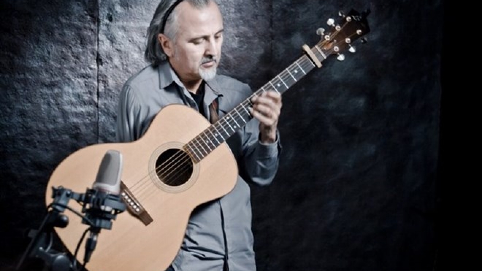 Hanoi to host Finger-Style Guitar Fest