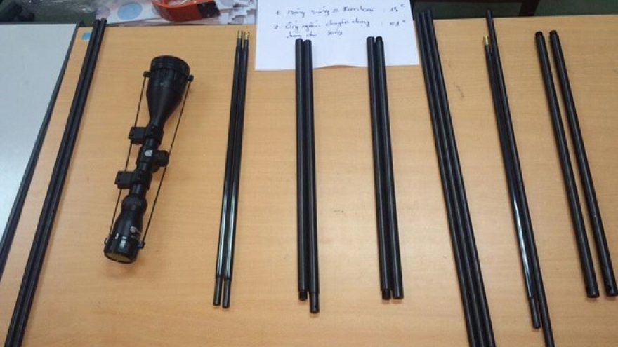 Hanoi customs probe gun smuggling from US, UK