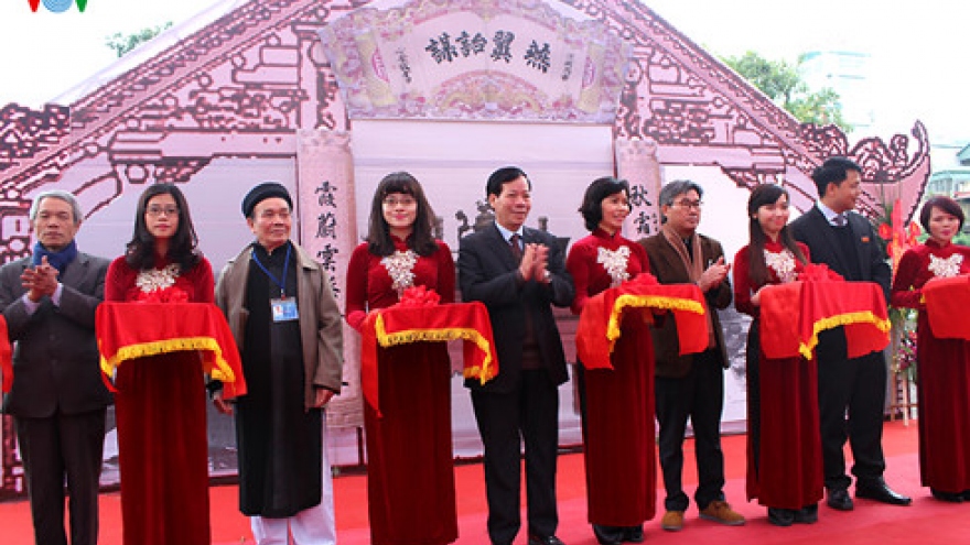 Calligraphy Festival opens at Temple of Literature