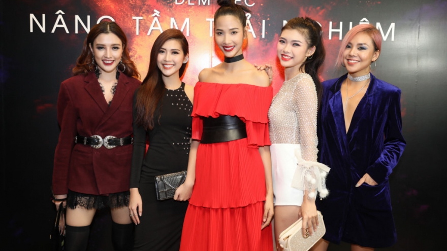 Hoang Thuy leads her team to HCM City event