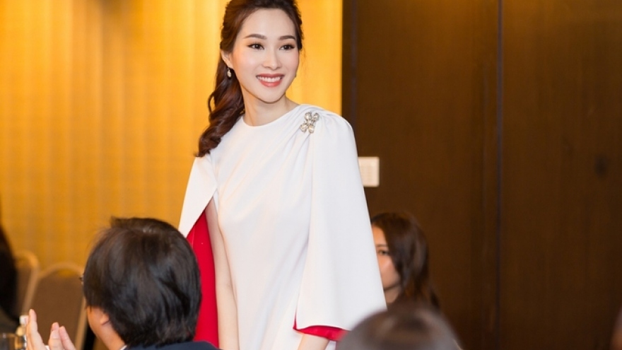 Thu Thao gorgeous at HCM City event
