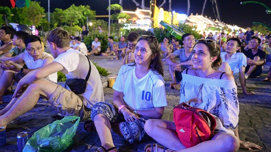Tourists enjoy World Cup excitement in Halong