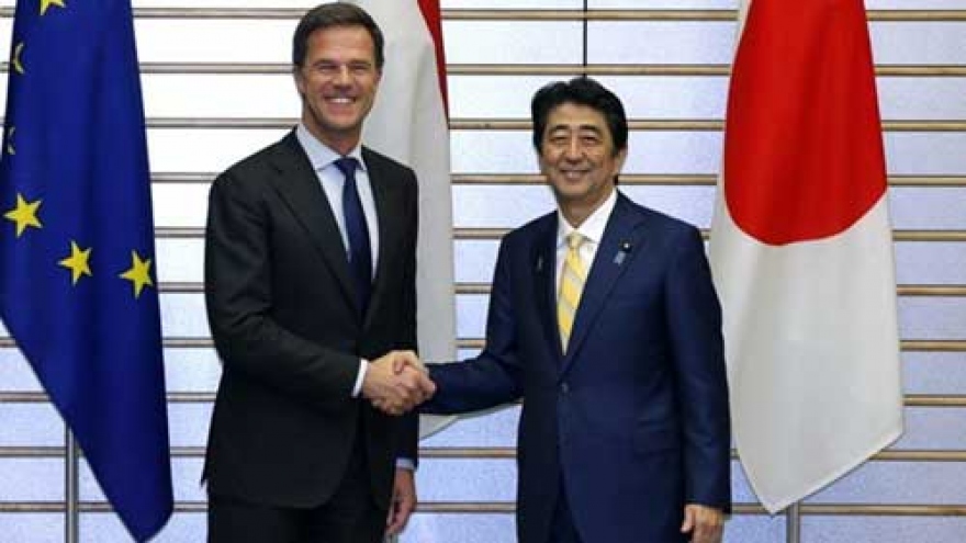 Japan, Netherlands share concern over East Sea tensions