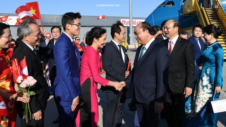 PM Phuc arrives in Austria, starting working visit to Europe