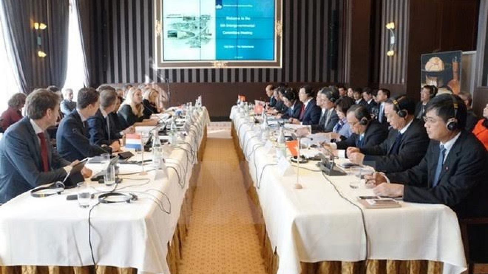 Vietnam, Netherlands boost cooperation in climate change response, agriculture