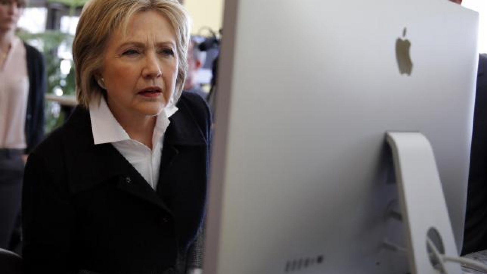 Clinton campaign also hacked in attacks on Democrats