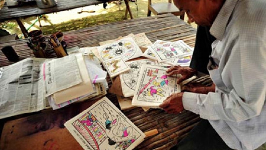 FPT cuts loose distribution and retail arms