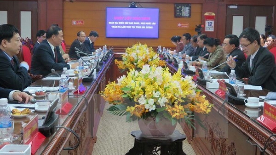 Lao Vice President visits Hai Duong