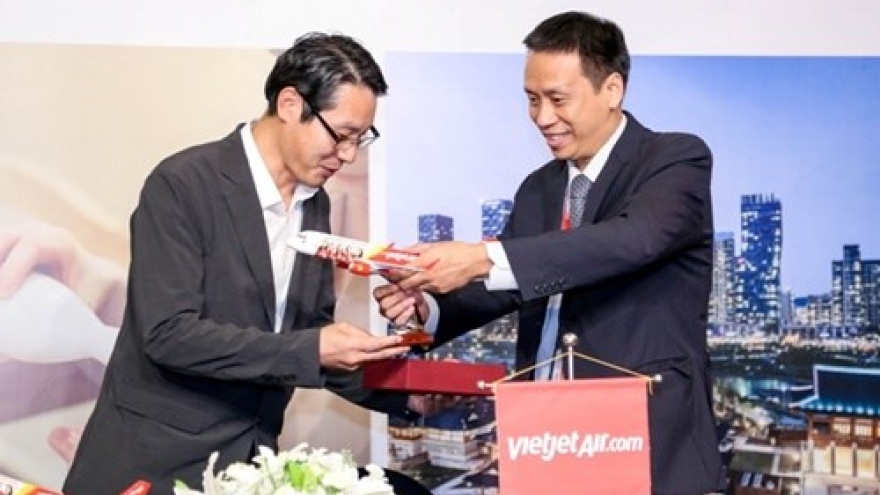 Vietjet, RoK’s tourism agency sign cooperation deal