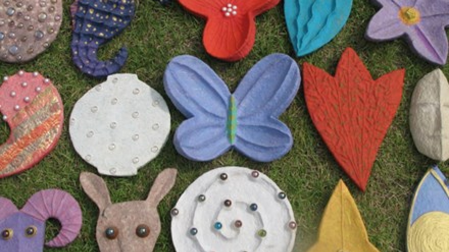 
        Hanji Korean Art Exhibit opens in Hanoi
                              
