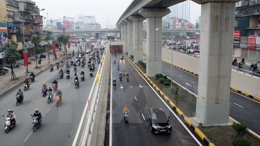 Hanoi facilitates foreign investment in infrastructure, energy
