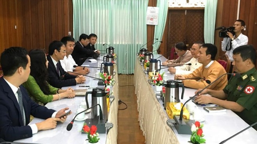 Hanoi delegation pays working visits to Myanmar, Brunei, Indonesia