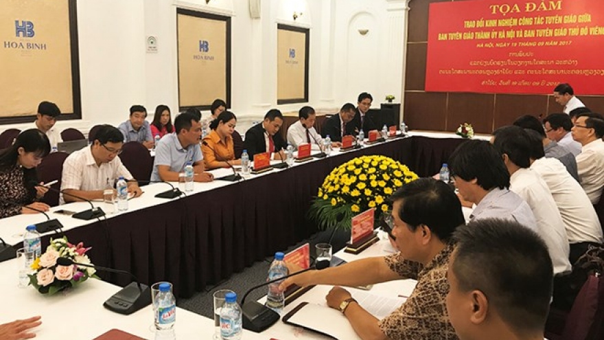 Hanoi, Vientiane share experience in propaganda work