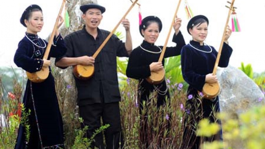 Tinh musical instrument of the Tay in Cao Bang