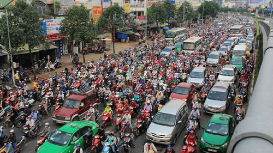 HCMC to use text messaging to fight traffic jams