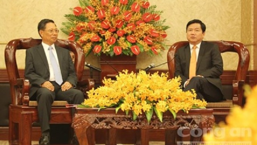 HCM City boosts ties with Lao locality