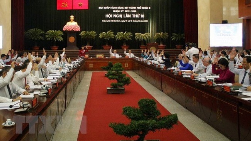HCM City’s Party Committee wraps up 18th meeting