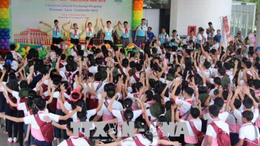 Summer camp for CLV children opens in HCM City