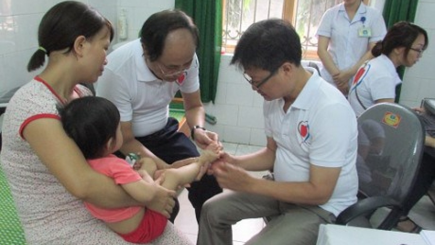 Free health check-ups for children in Tuyen Quang province