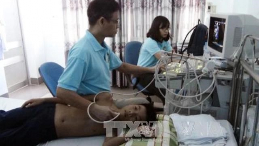 Phu Yen provides free heart defect screenings for needy kids