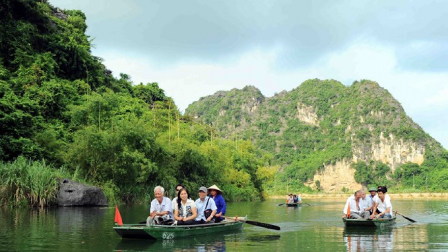 Photo exhibition on ‘World Heritages’ opens in Hanoi