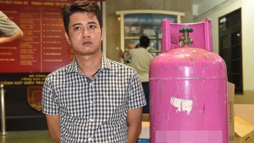 6 arrested in Hanoi with 120 kg of heroin in gas cylinders