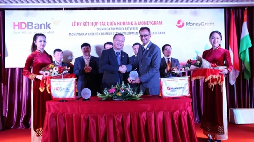 HDBank signs MoneyGram deal for money transfer