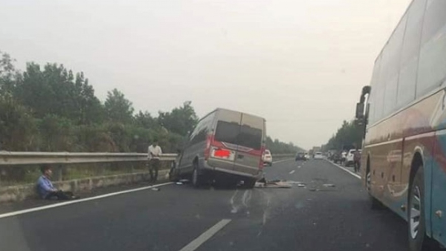 Highway accident leaves two dead and more injured