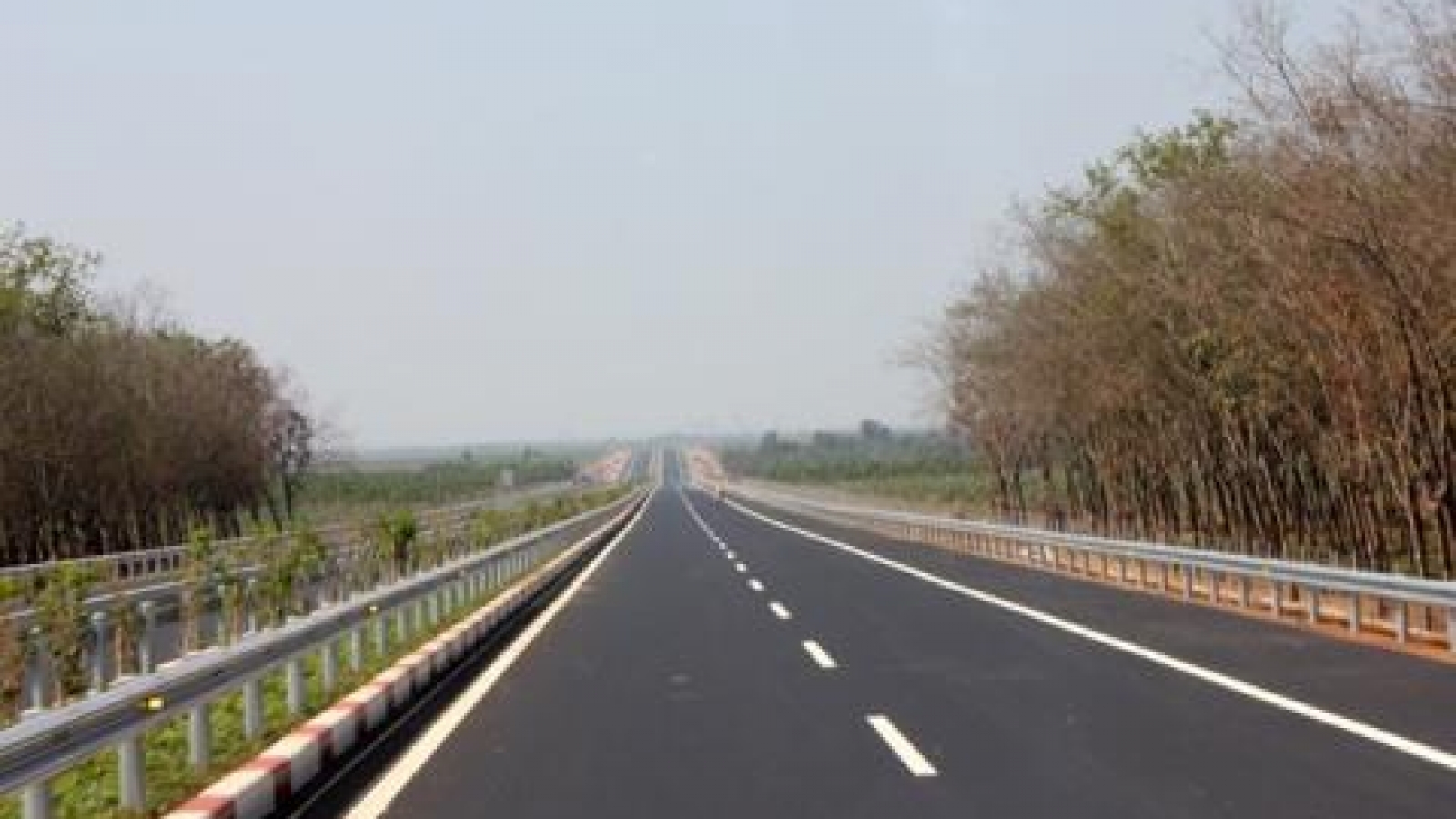 Ministries disagree on Chinese-funded highway project