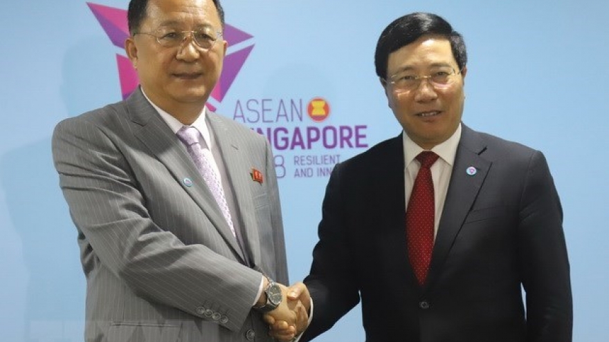 Vietnamese Foreign Minister meets with DPRK counterpart