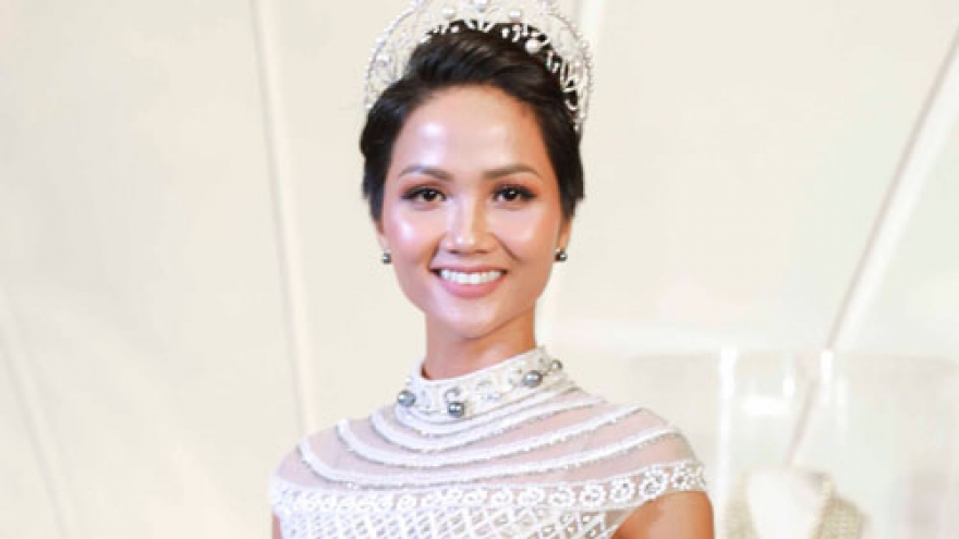 H’Hen Nie to model at Vietnam Int’l Fashion Week