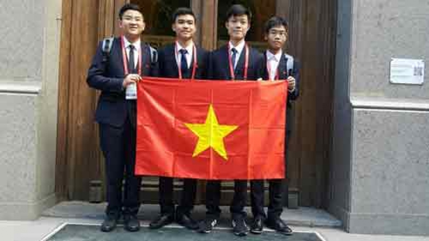 Students win two gold, one silver at Chemistry Olympiad 