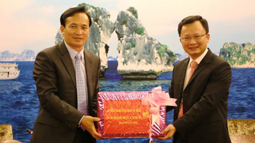 Hoanh Mo-Dong Zhong Bridge to be completed by June