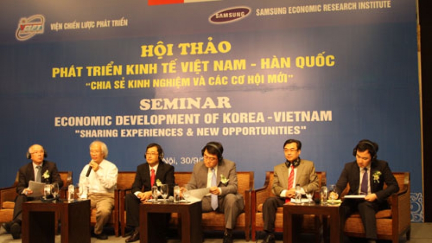 French scholars criticise China’s illegal acts in East Sea