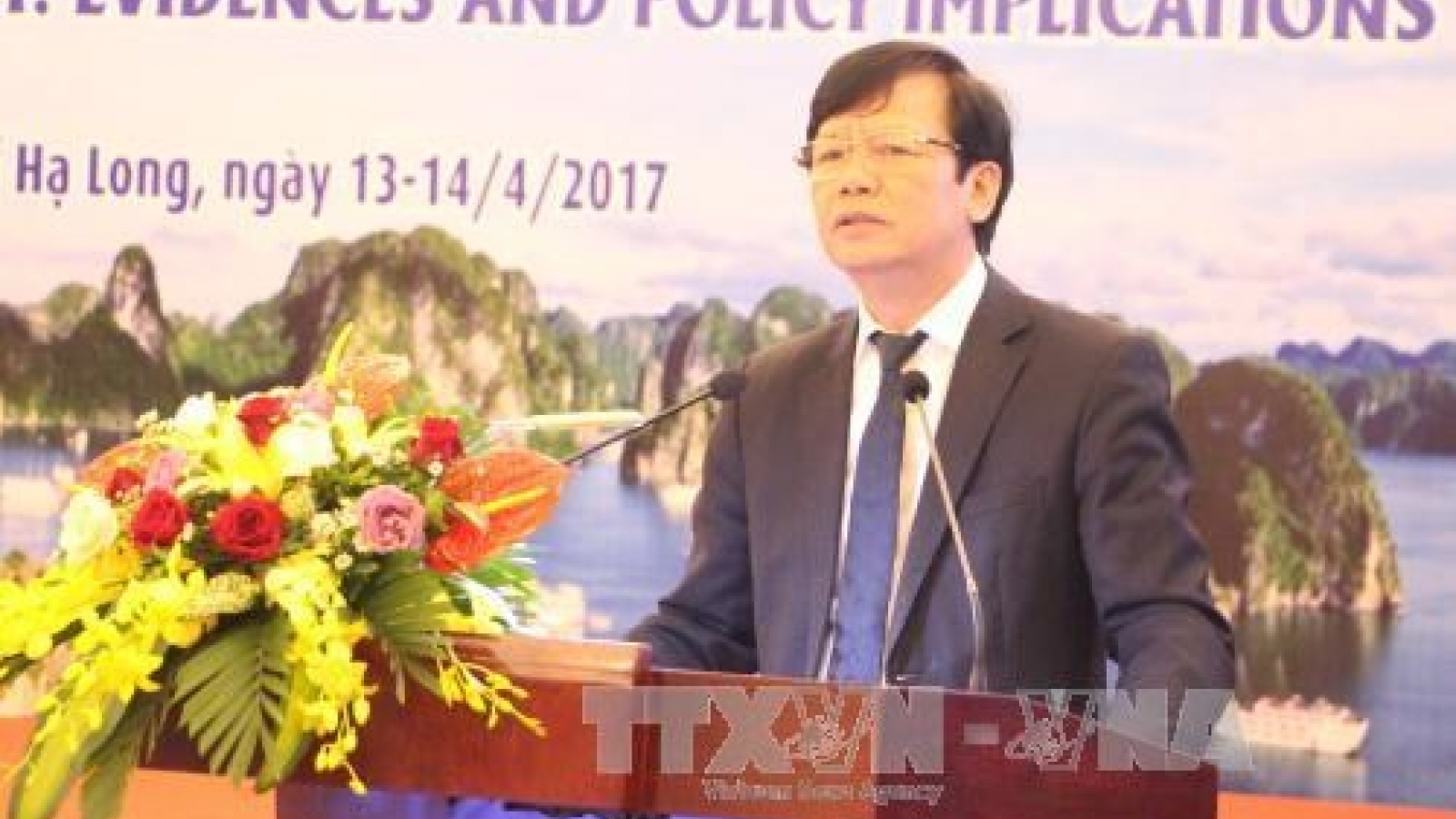 Gender equality and resettlement discussed