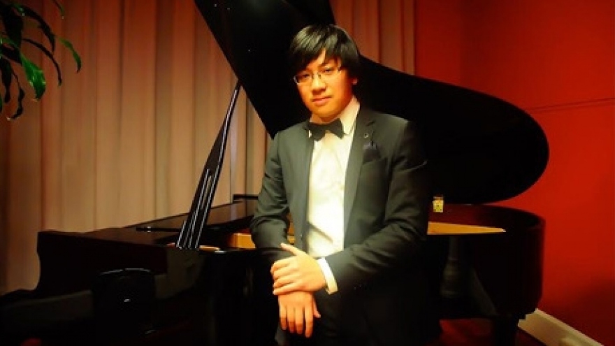 Vietnamese piano prodigy to play with world famous orchestra