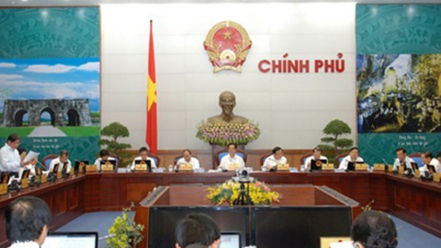 PM calls for sustained efforts to deal with public debt